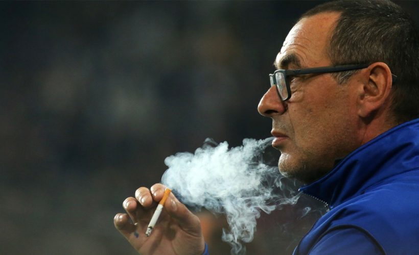 Karena Ayah, Maurizio Sarri Ingin Berhenti Merokok..Sayangnya!!